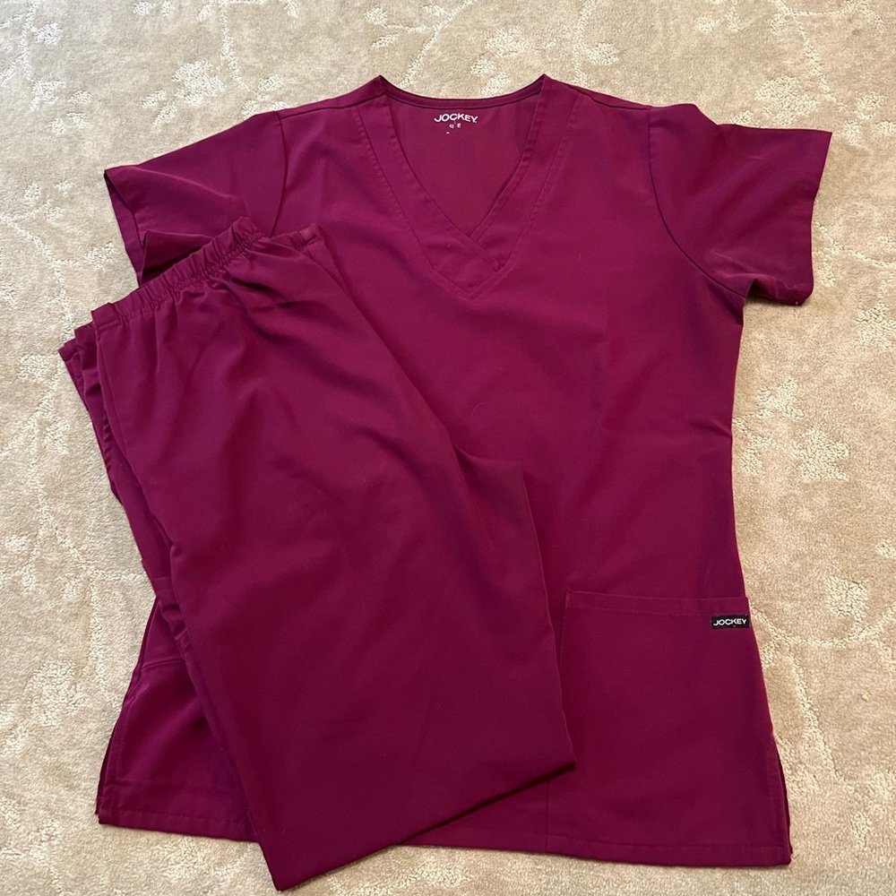 Jockey Maroon Scrub Set